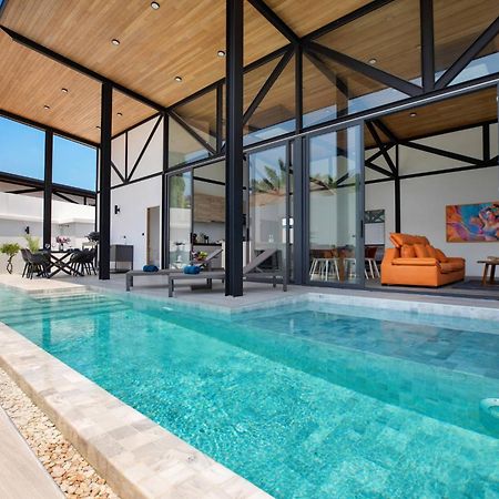 Trendy & New 19M Oxygen Pool Villa Sunset Garden 10 In Rawai Ban Saiyuan Exterior photo