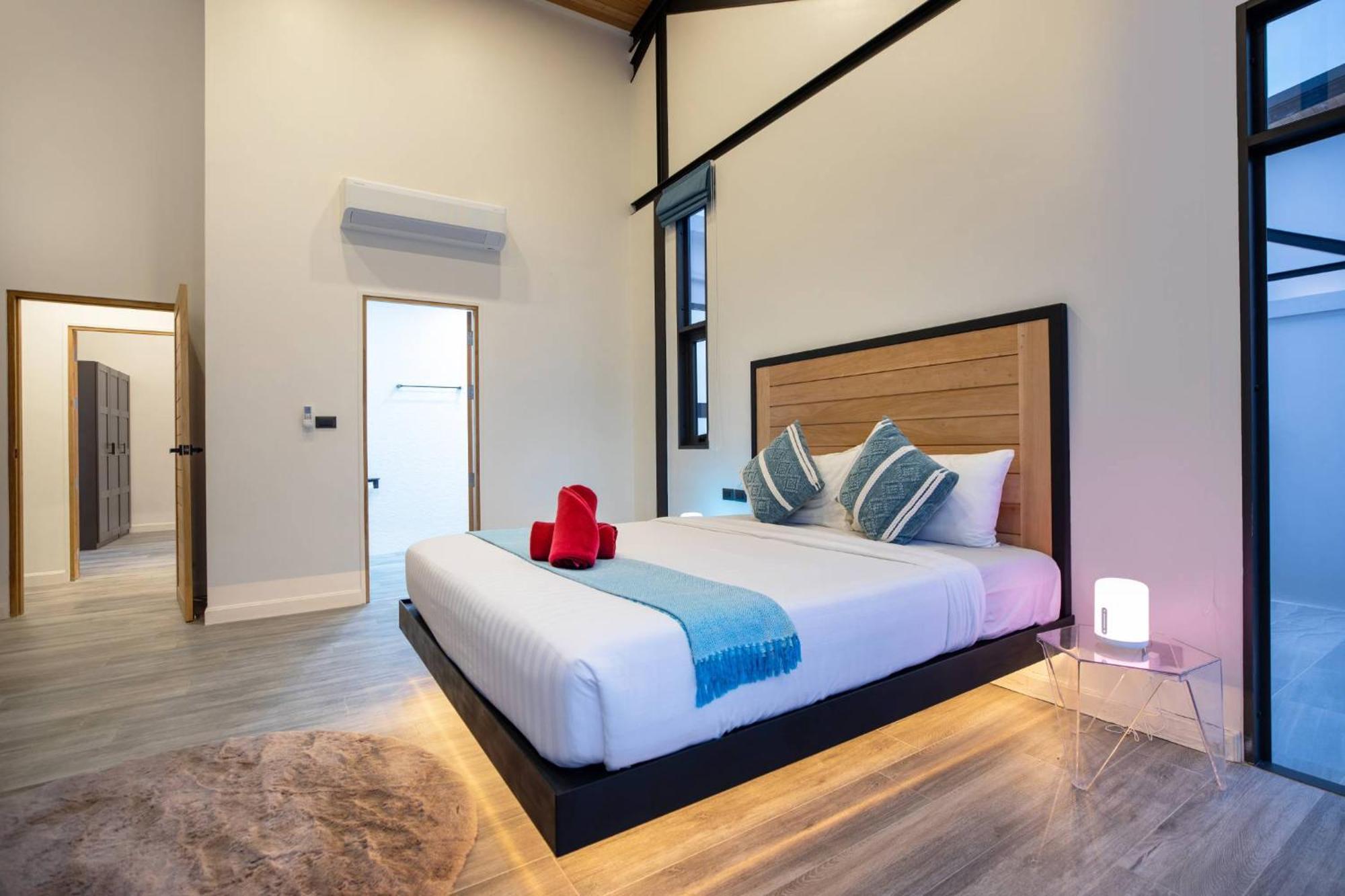 Trendy & New 19M Oxygen Pool Villa Sunset Garden 10 In Rawai Ban Saiyuan Exterior photo