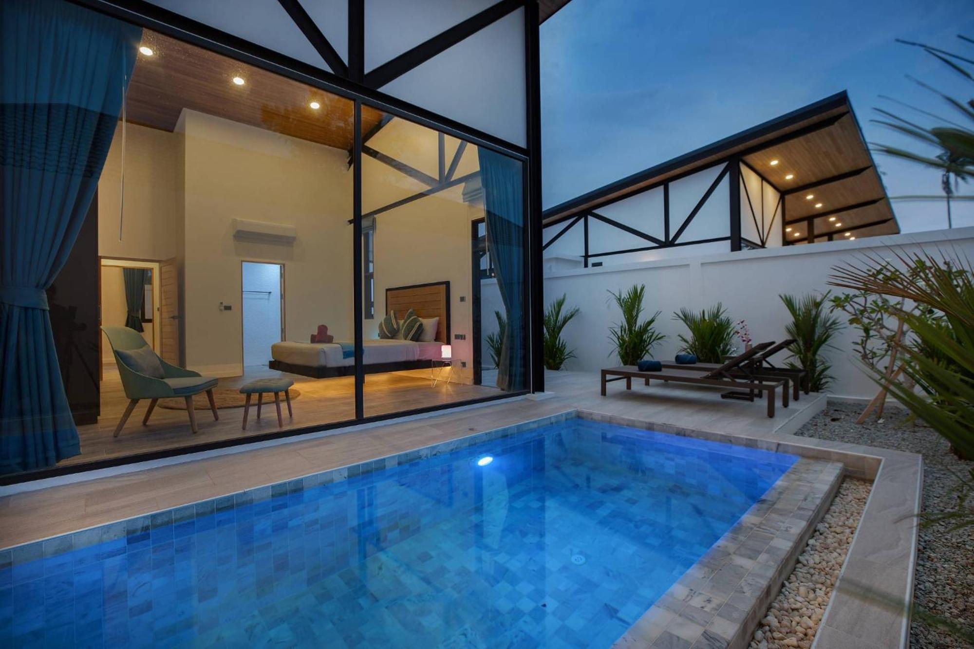 Trendy & New 19M Oxygen Pool Villa Sunset Garden 10 In Rawai Ban Saiyuan Exterior photo