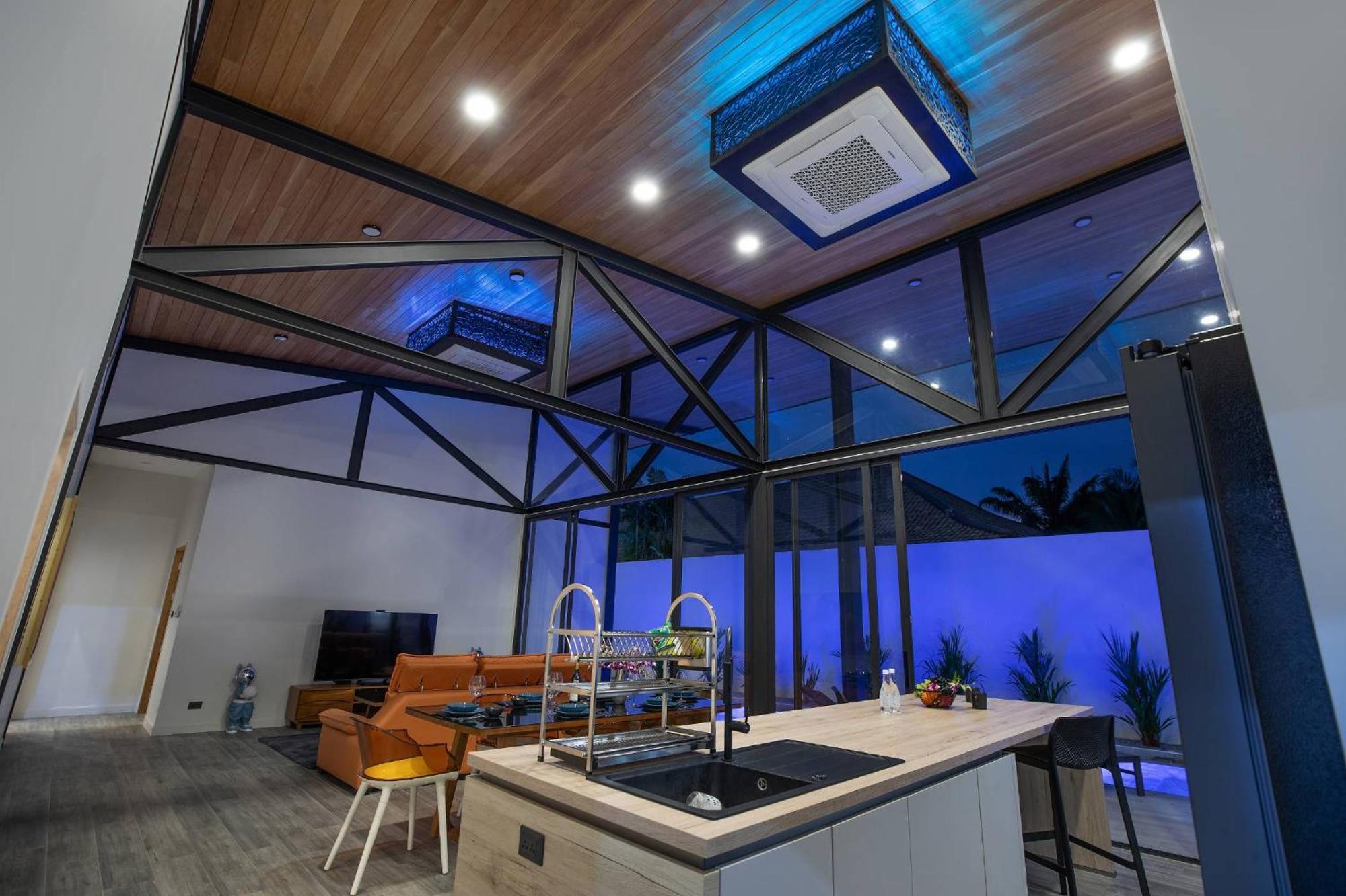 Trendy & New 19M Oxygen Pool Villa Sunset Garden 10 In Rawai Ban Saiyuan Exterior photo